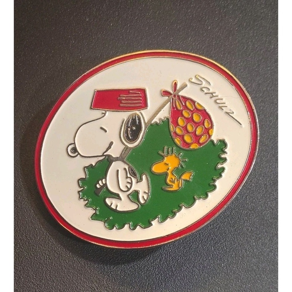 HTF Vtg Snoopy & Woodstock Enameled Belt Buckle Hobo Snoopy With Pack/Bindle
